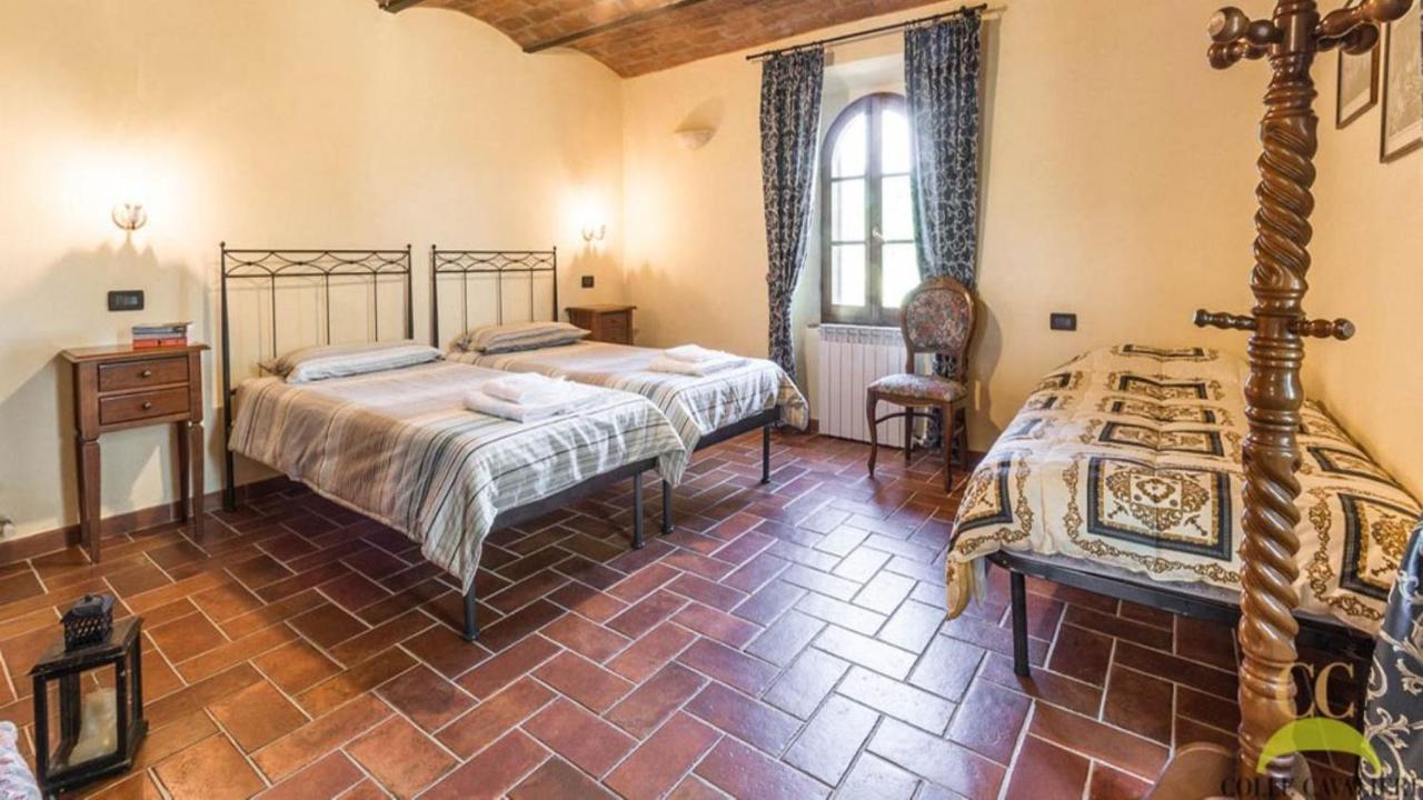 Colle Cavalieri - Country House Ґаворрано Екстер'єр фото
