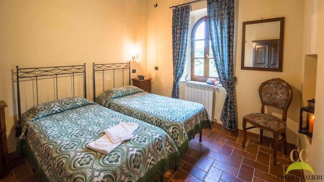 Colle Cavalieri - Country House Ґаворрано Екстер'єр фото